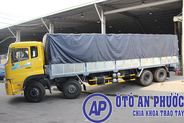 Dongfeng 4 chân cũ 18 tấn thùng dài xe tải Hoàng Huy đã qua sử dụng